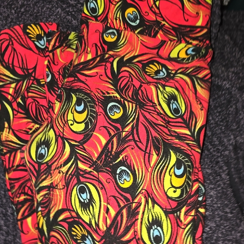 LuLaRoe Peacock Feather Leggings OS